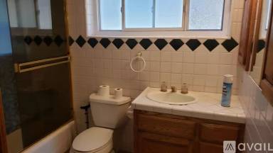 Main picture of 3944 Alonzo Ave