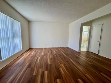 Main picture of 1724 Colby Ave