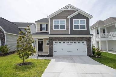 Main picture of 1025 Ashcroft Cir
