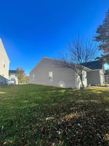 Main picture of 3151 Hemlock Way