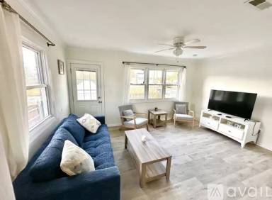 Main picture of 3905 Pleasant Ave