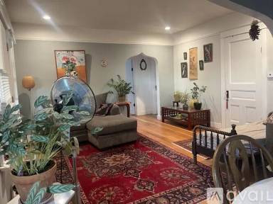 Main picture of 5008 Sherman St