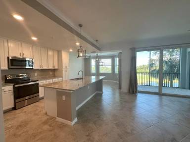 Main picture of 14091 Heritage Landing Blvd