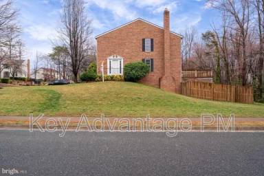 Main picture of 15097 Mill Spring Dr