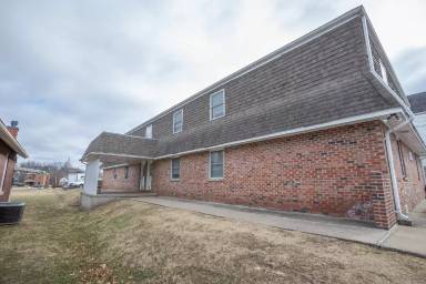 Main picture of 220 W Ashley St