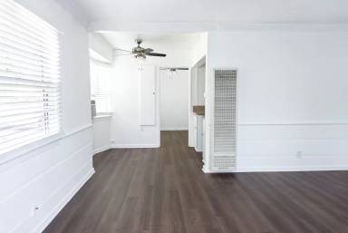 Main picture of 651 Huntley Dr