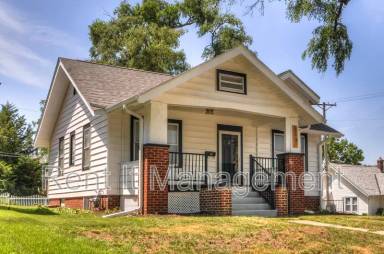 Main picture of 5567 Mason St