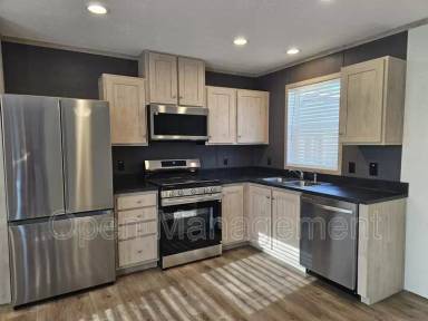 Main picture of 700 S 12th St