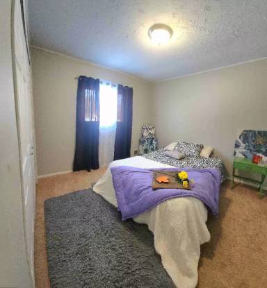 Main picture of 105 Michigan St