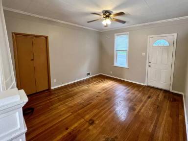 Main picture of 809 Gertrude St