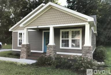 Main picture of 40 Villa Ln