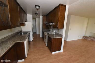 Main picture of 305 Euclid Ave