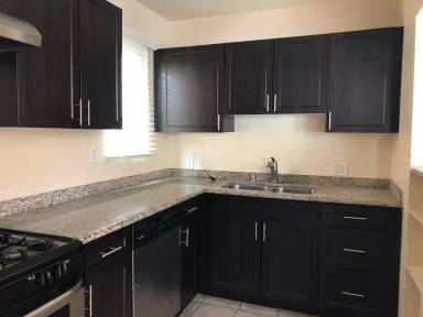 Main picture of 2037 Garnet Ave