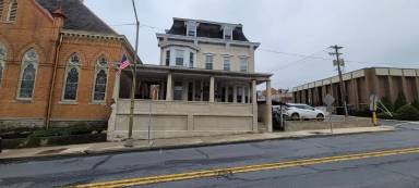 Main picture of 511 Main St