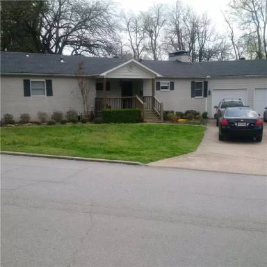 Main picture of 231 E Prospect St