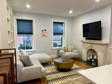 Main picture of 42 Garden St