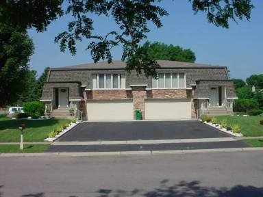 Main picture of 9724 Toledo Rd