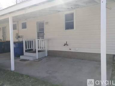 Main picture of 200 Leroy St