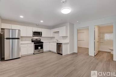 Main picture of 405 S 10th St