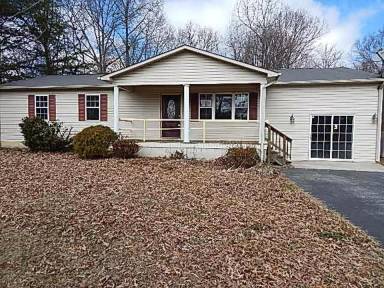 Main picture of 303 Bent Tree Dr