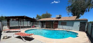 Main picture of 4202 N 72nd Ln