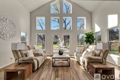 Main picture of 1231 Emerald Cir