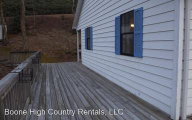 Main picture of 562 Sampson Rd