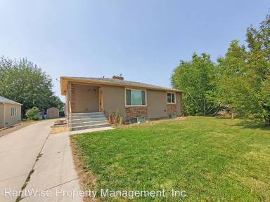 Main picture of 1139 Shamrock St