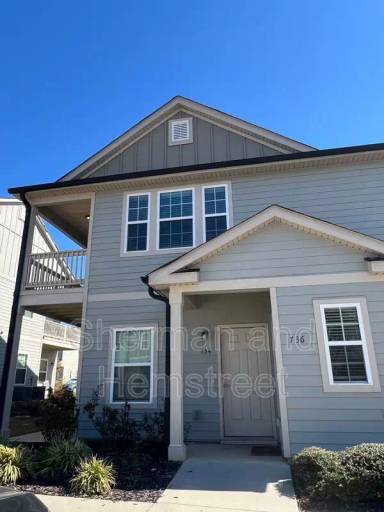 Main picture of 736 Tarvin Cir