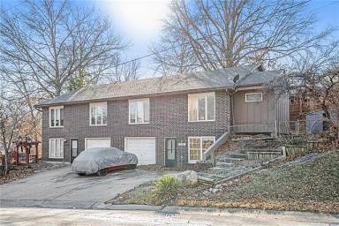 Main picture of 7156 Woodson Rd