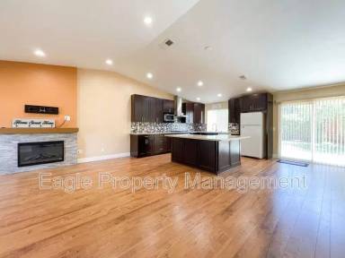 Main picture of 5864 Esrig Way