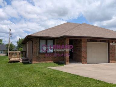Main picture of Roxbury-Fuerst