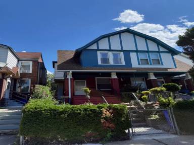 Main picture of 2425 N 5th St