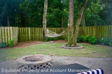 Main picture of 61 Isle of Palms E