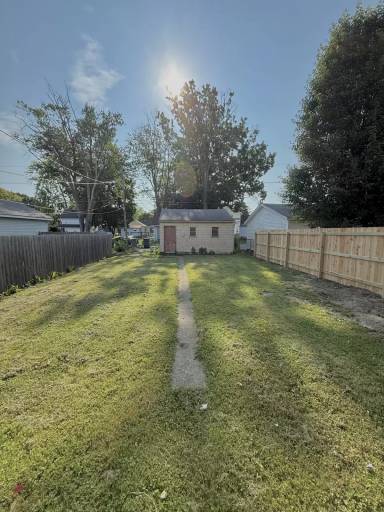 Main picture of 1430 S Courtland Ave