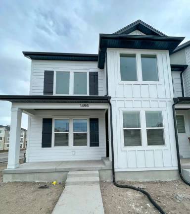 Main picture of 1496 N Sage Dr