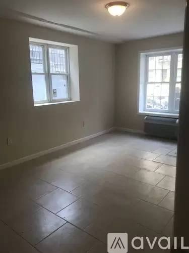 Main picture of 2184 Cedar Ave