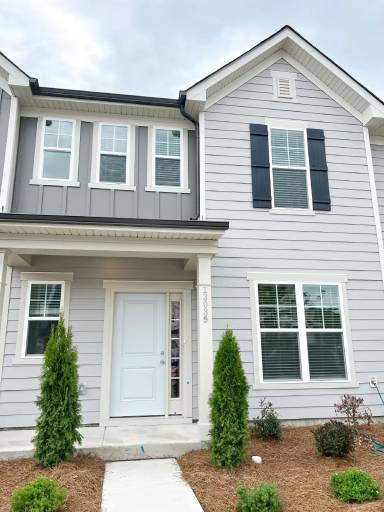 Main picture of 13039 Rover St