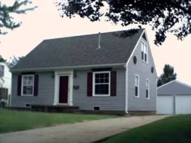 Main picture of 110 E Lilac Ln