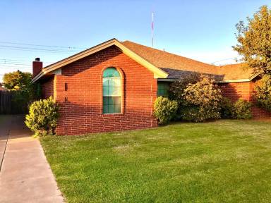 Main picture of 2602 81st St