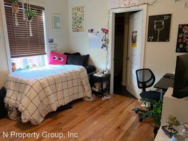 Main picture of 1515 W Oxford St