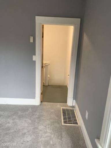 Main picture of 101 Superior St