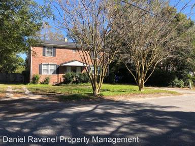 Main picture of 3 Fenwick Dr