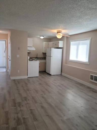 Main picture of 186 Glenwood Dr