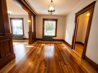 Main picture of 47 Van Den Noort St