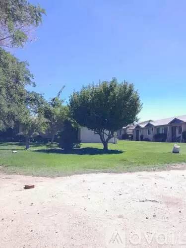 Main picture of 16837 Sultana St
