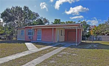 Main picture of 421 Briarwood Ln