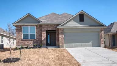 Main picture of 533 Fallbrook Dr