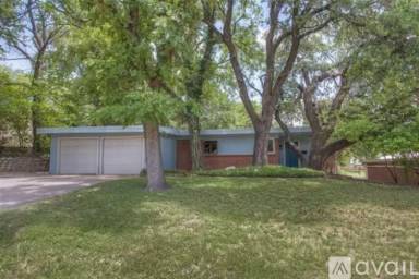 Main picture of 3913 Micki Lynn Ave