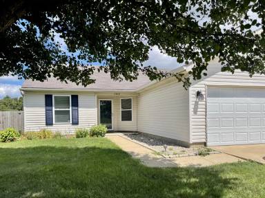 Main picture of 2822 Beachwalk Ln